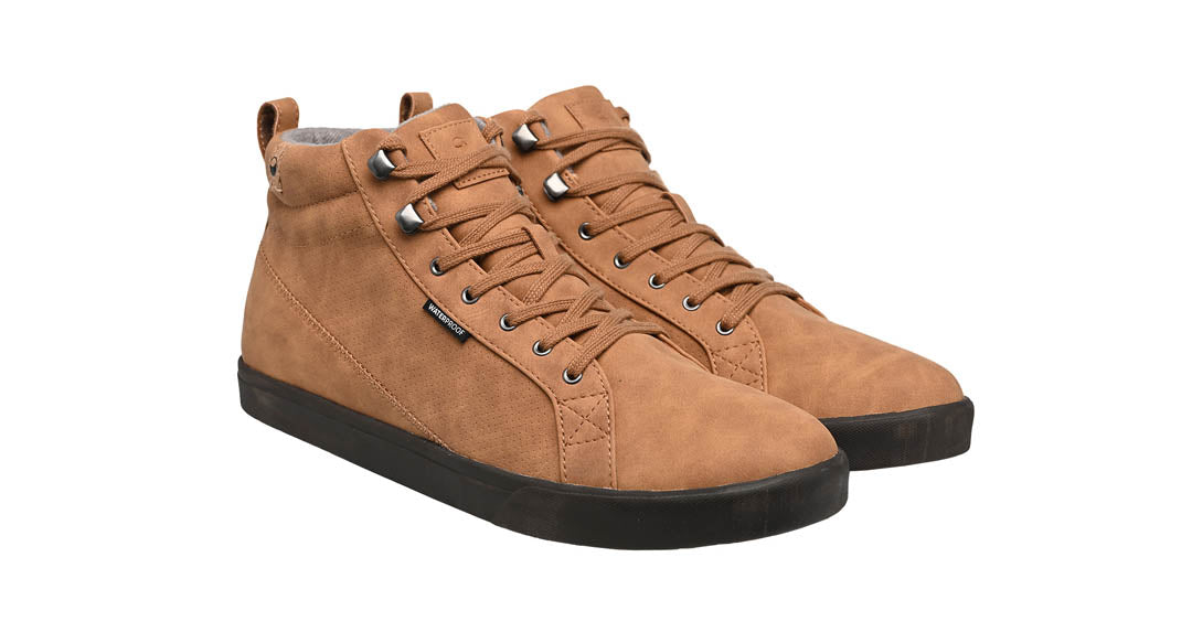 men's camel colour shoe overview from right side
